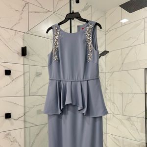 Blue Sleeveless Prom Dress